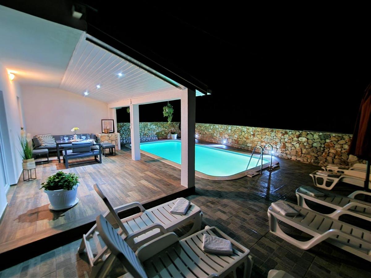 Anas Lagoon Holiday House With Pool At Azure Beach Mali Drvenik Exterior photo